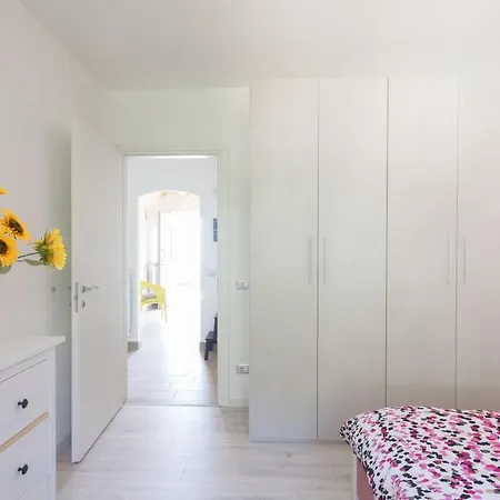 Marisol Apartment